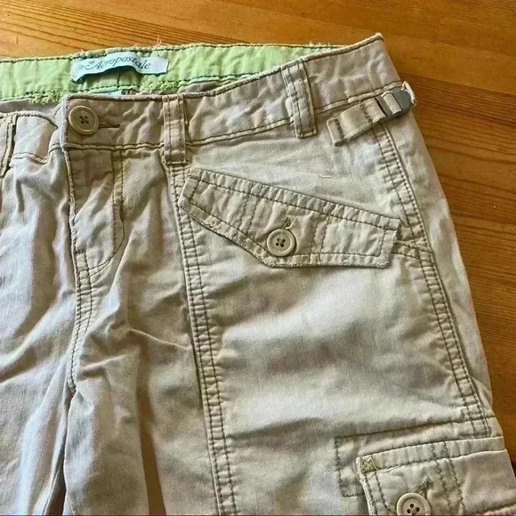 Aeropostale Capris - Picture 3 of 9